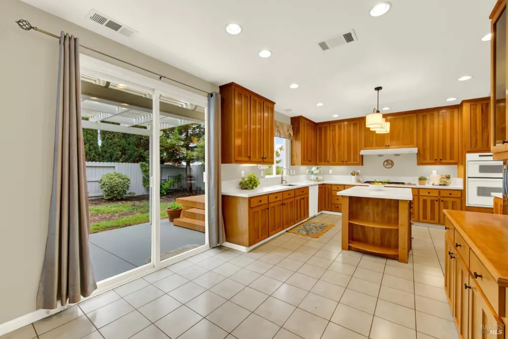 5827 Cabernet Drive Vallejo, CA 94591