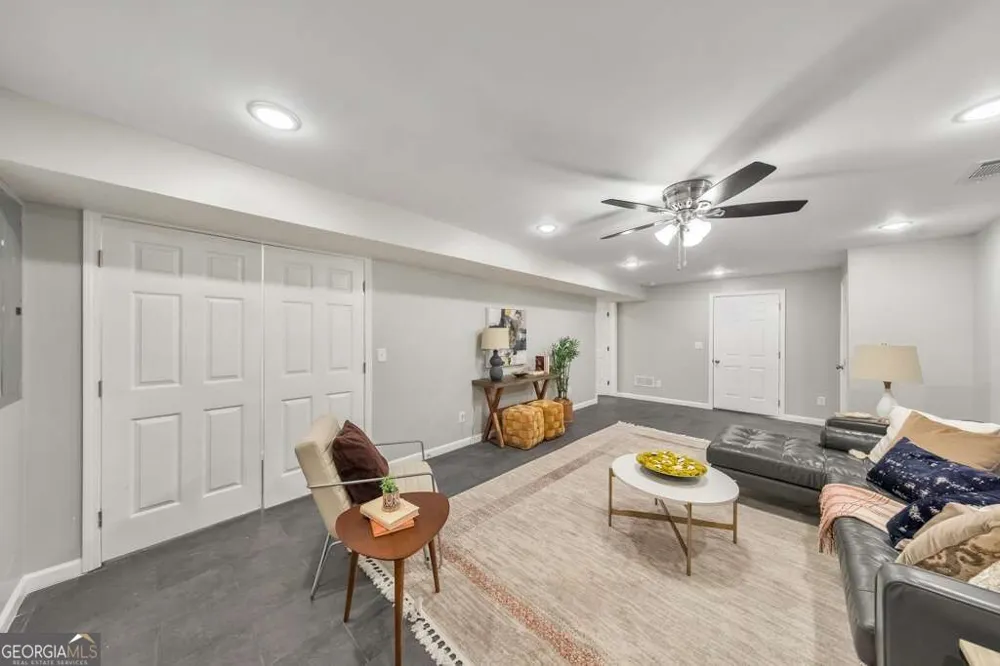 2501 Sandy CT Marietta, GA 30066