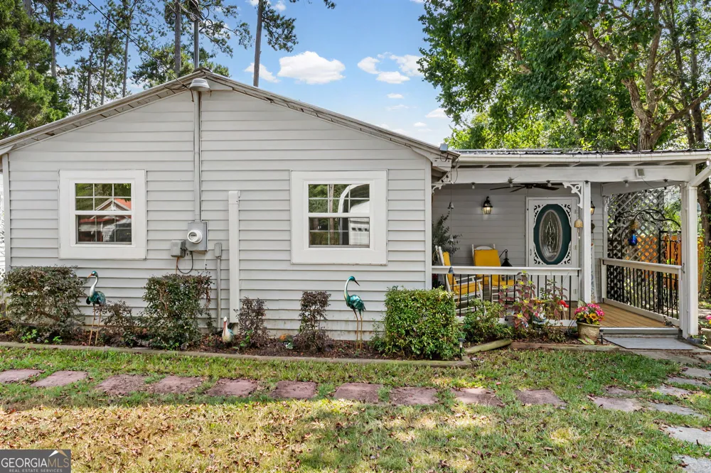 922 Clearwater RD Sharpsburg, GA 30277