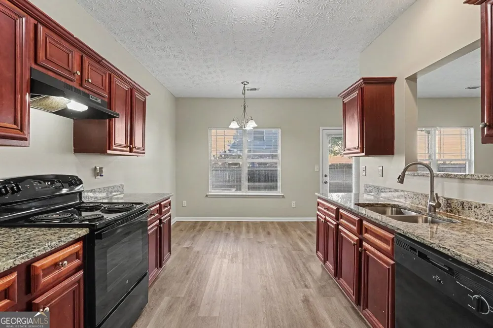 1135 McConaughy CT McDonough, GA 30253