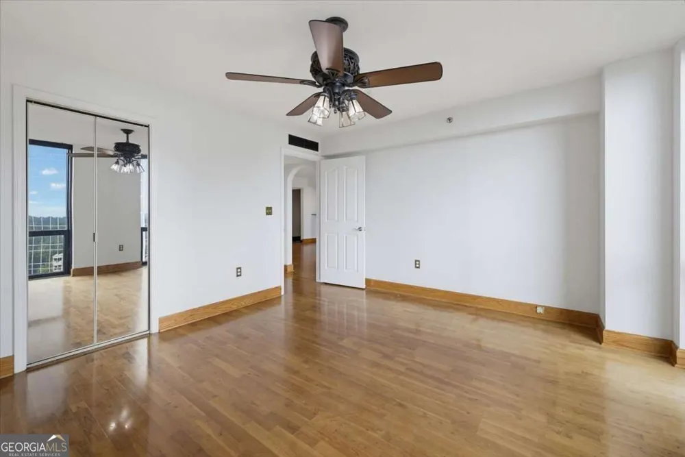 2870 Pharr Court South NW Atlanta, GA 30305