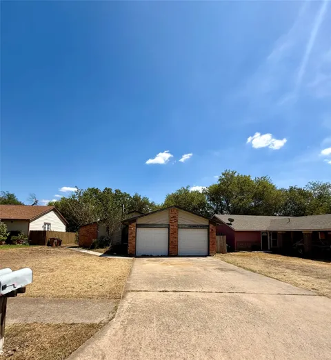 10805 Lanshire Drive #B
