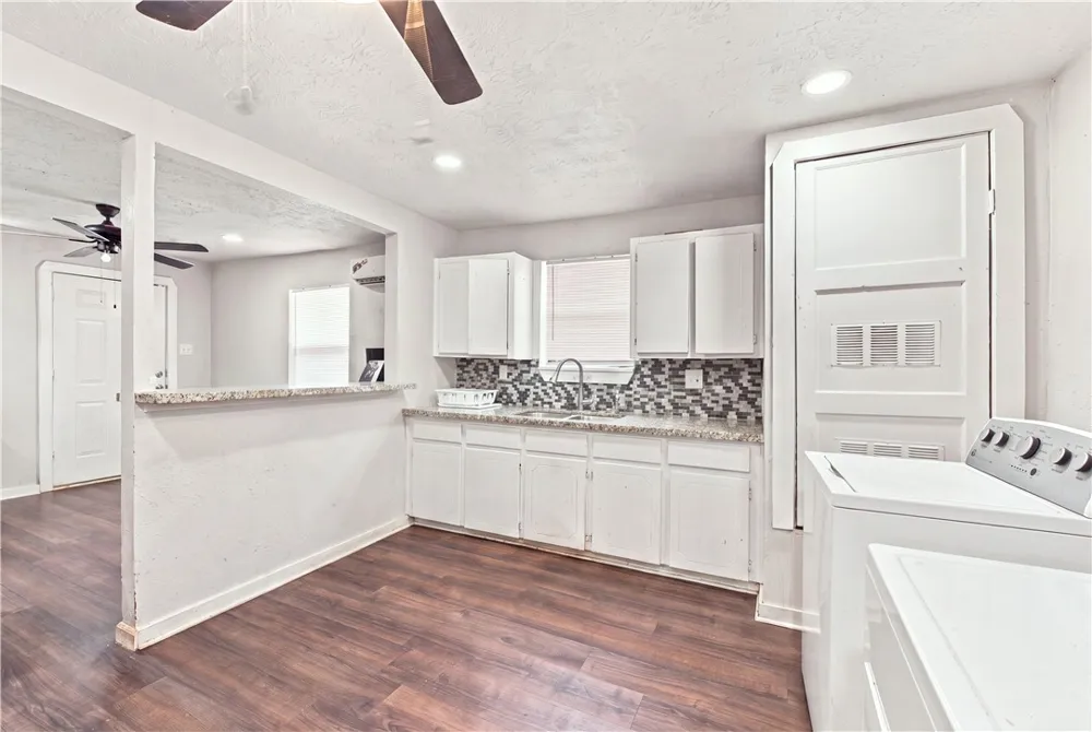 906 W Martin Luther King Jr Street #A & B Bryan, TX 77803