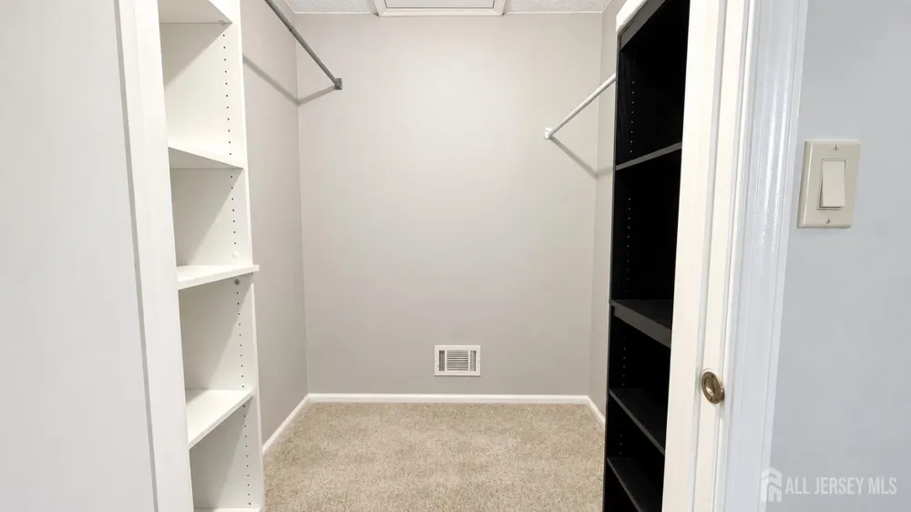 29 pembrook Avenue North Brunswick, NJ 08902