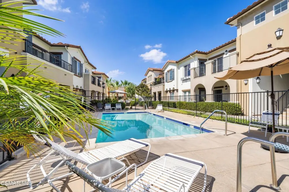 493 Country Club Drive #228 Simi Valley, CA 93065