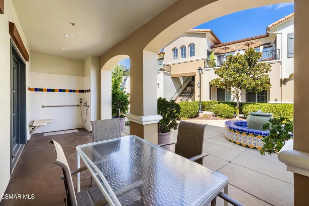 493 Country Club Drive #228 Simi Valley, CA 93065