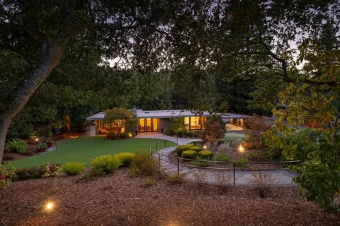 739 El Cerrito Avenue