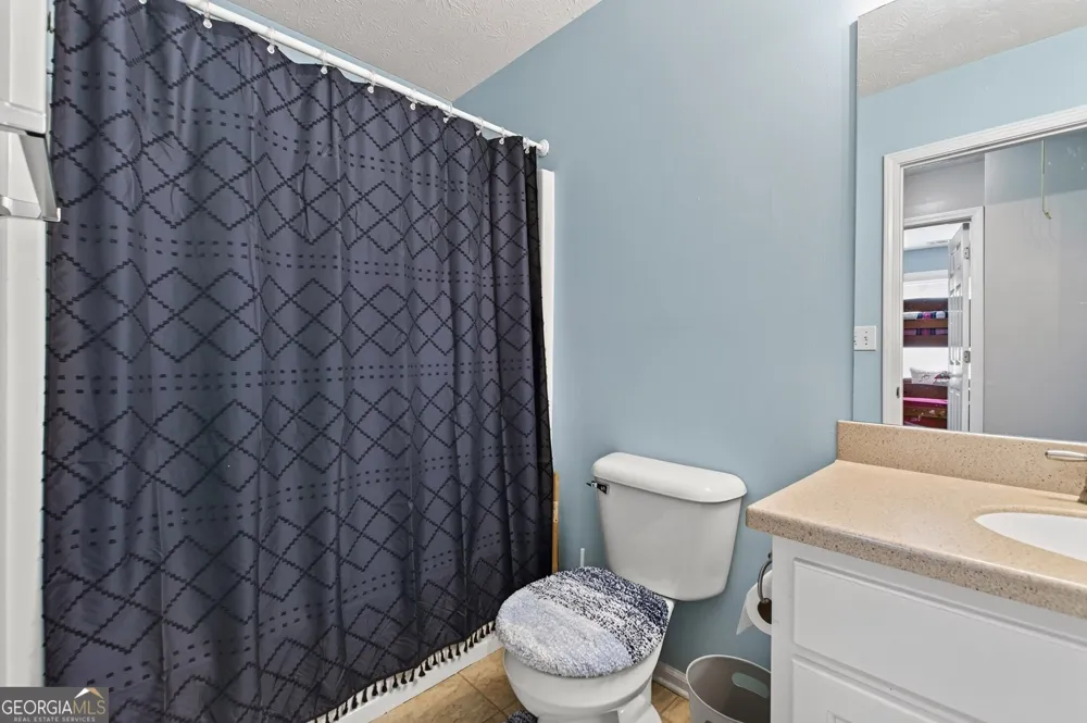 210 Kim TRL Stockbridge, GA 30281