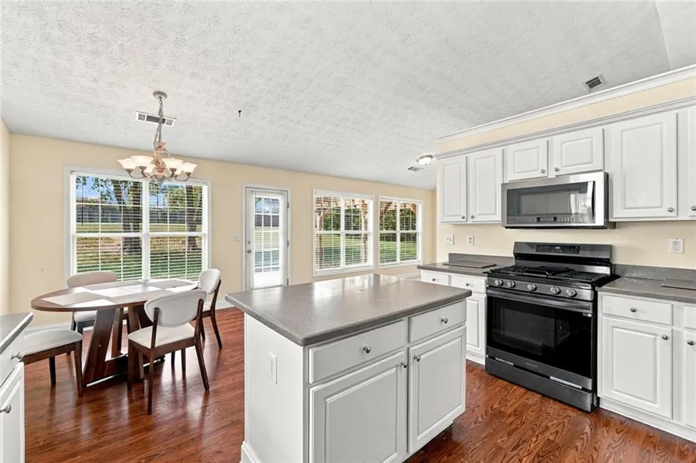 3338 Woodtree Lane Buford, GA 30519