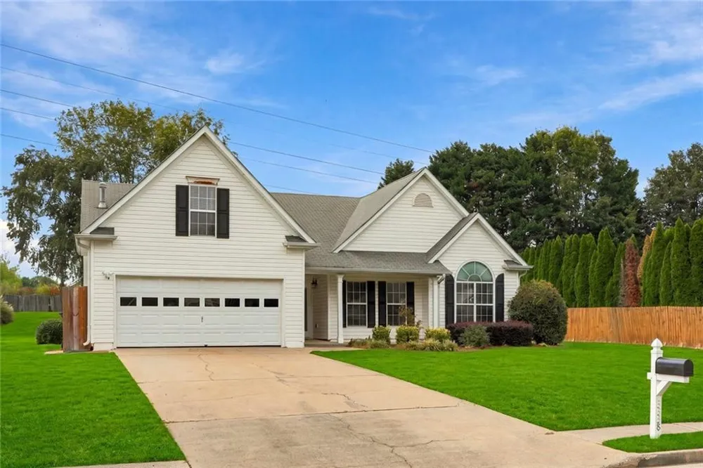 3338 Woodtree Lane Buford, GA 30519