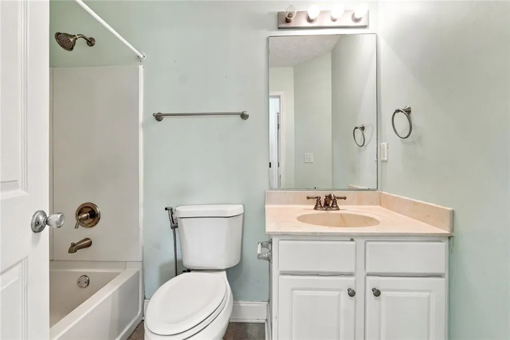 3338 Woodtree Lane Buford, GA 30519