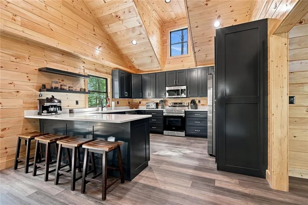 970 Mountain Oak Road Ellijay, GA 30536