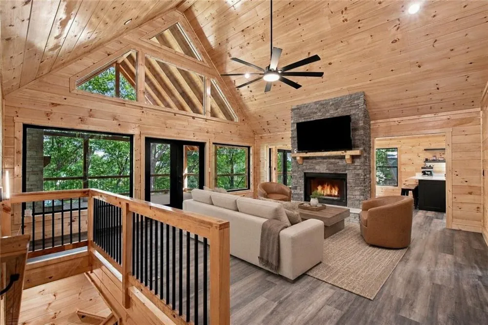 970 Mountain Oak Road Ellijay, GA 30536