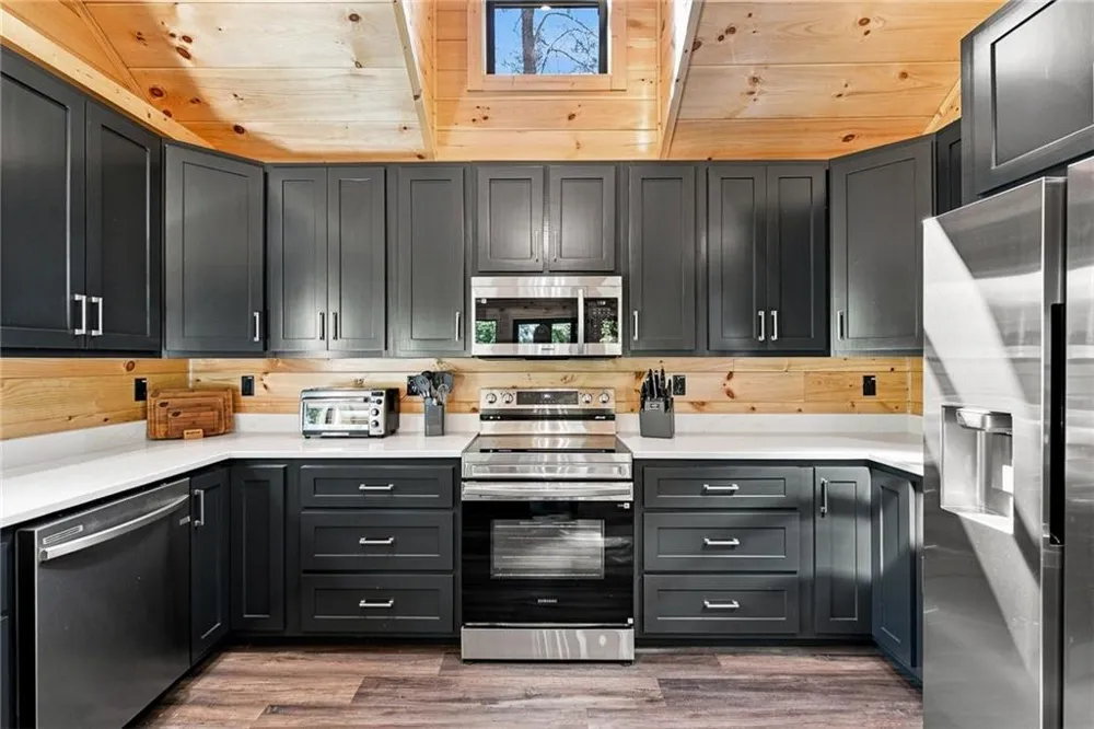 970 Mountain Oak Road Ellijay, GA 30536