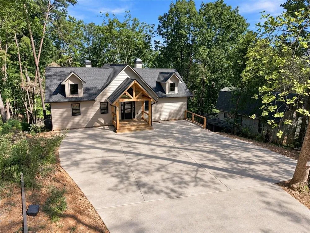 970 Mountain Oak Road Ellijay, GA 30536
