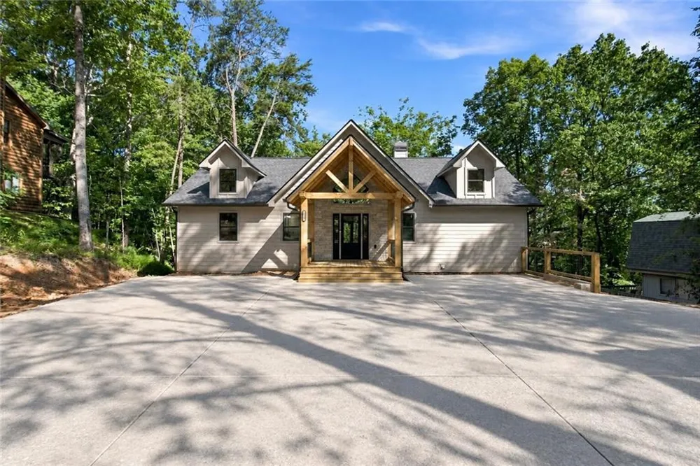 970 Mountain Oak Road Ellijay, GA 30536