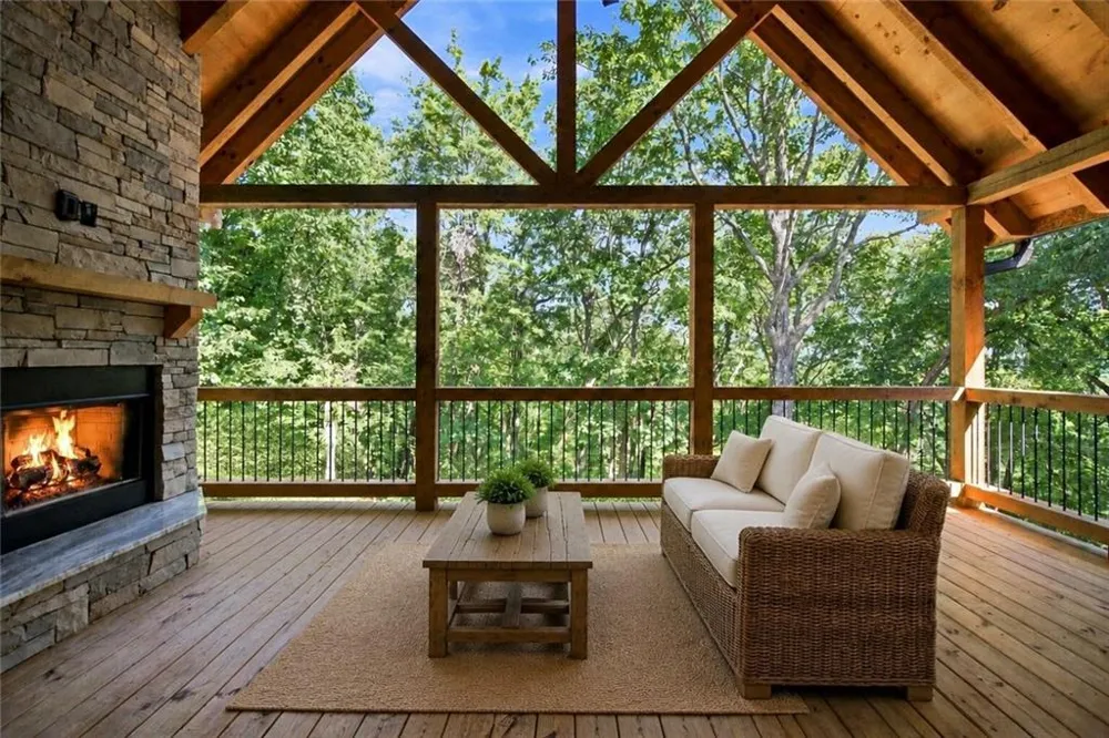 970 Mountain Oak Road Ellijay, GA 30536