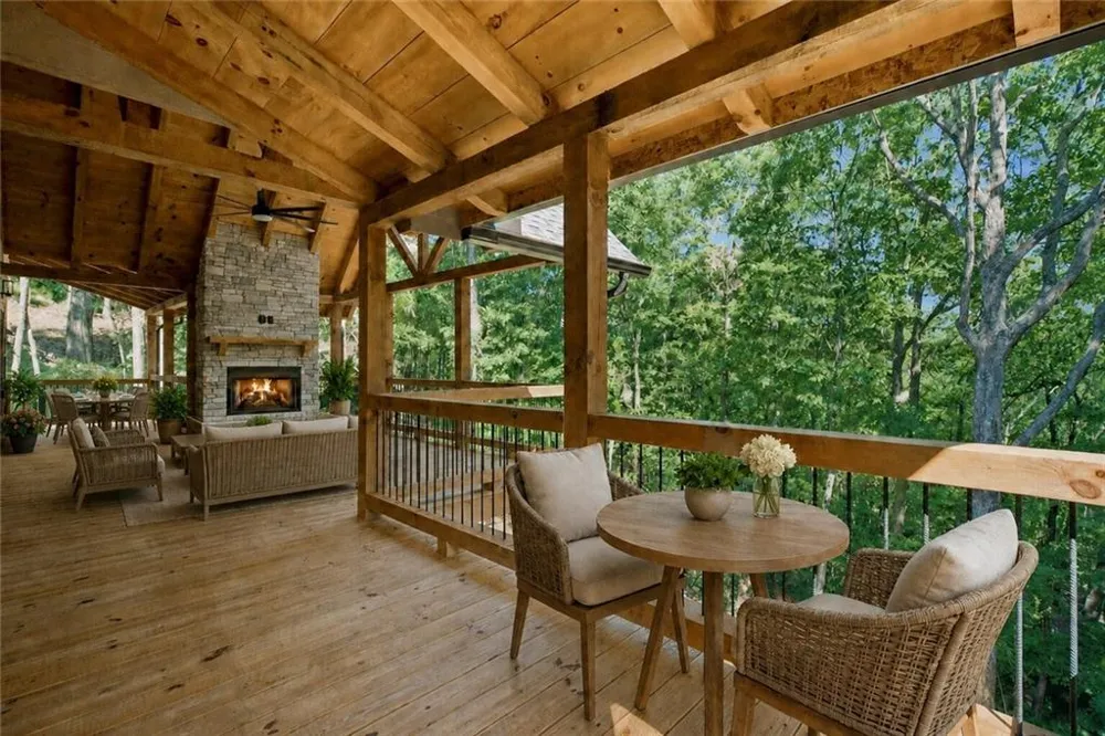 970 Mountain Oak Road Ellijay, GA 30536