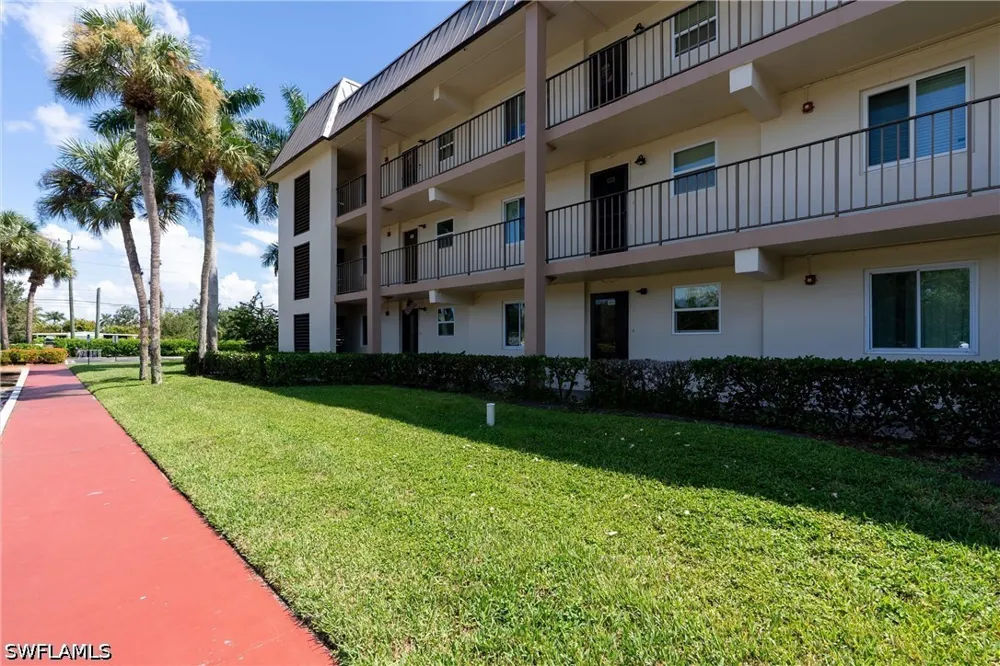 Manatee Road #A102 Naples, FL 34114
