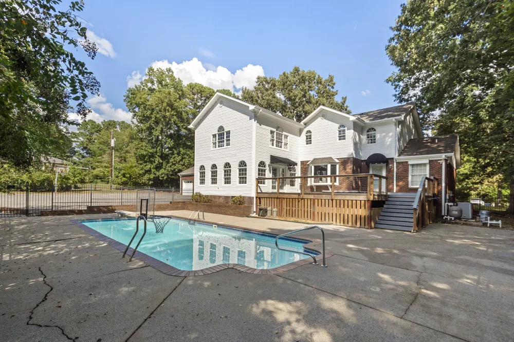 103 Forrest Hills Cir Dickson, TN 37055