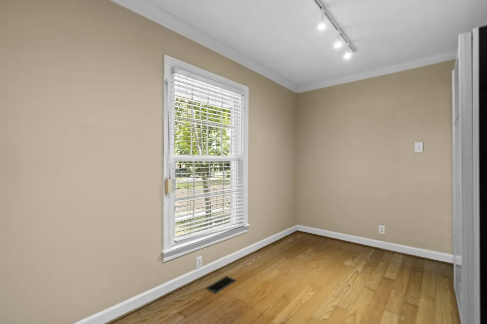 103 Forrest Hills Cir Dickson, TN 37055