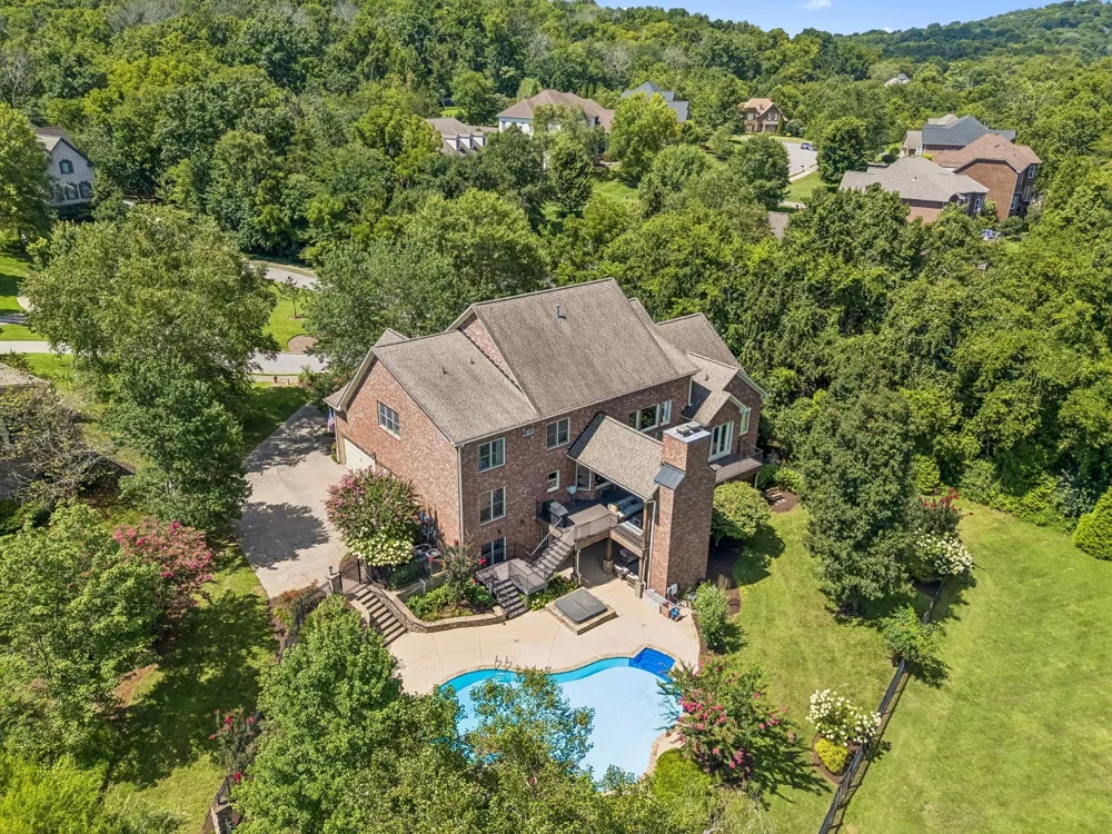 9510 Eldwick Dr Brentwood, TN 37027