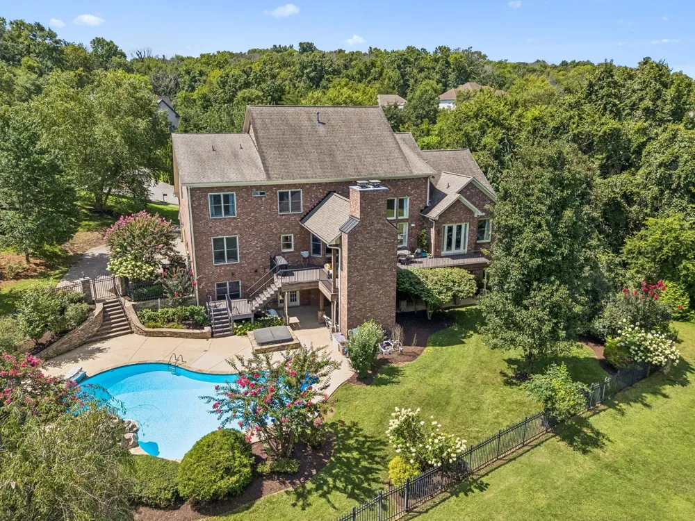 9510 Eldwick Dr Brentwood, TN 37027