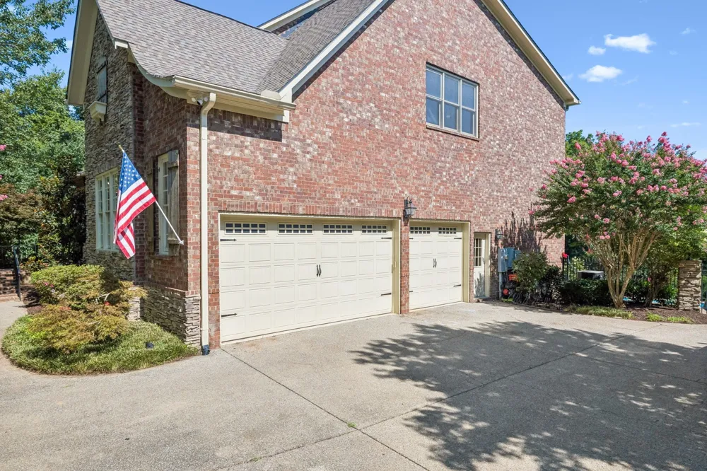 9510 Eldwick Dr Brentwood, TN 37027