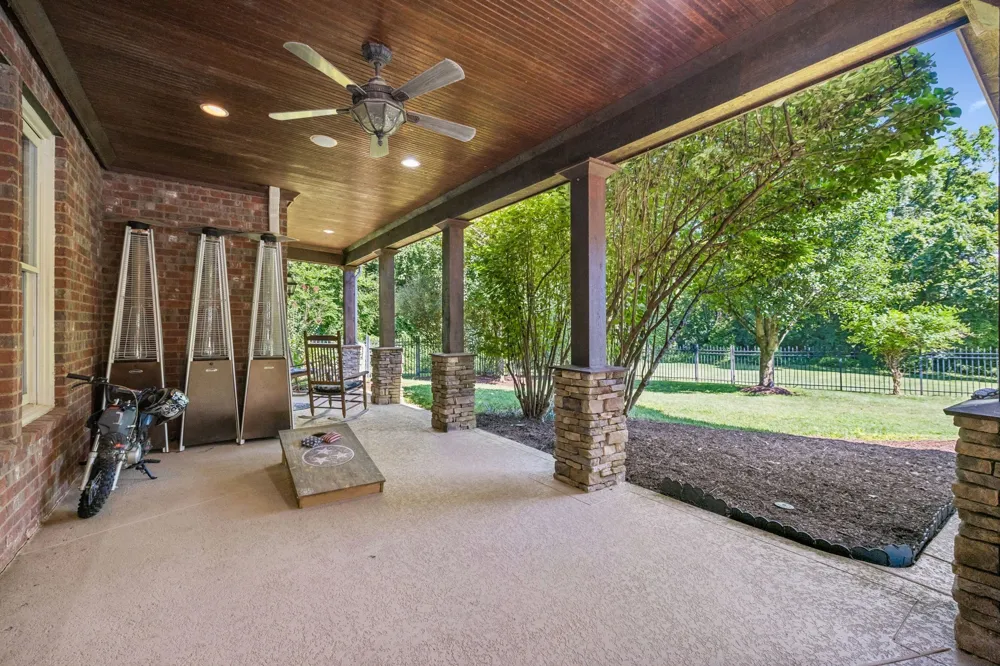 9510 Eldwick Dr Brentwood, TN 37027