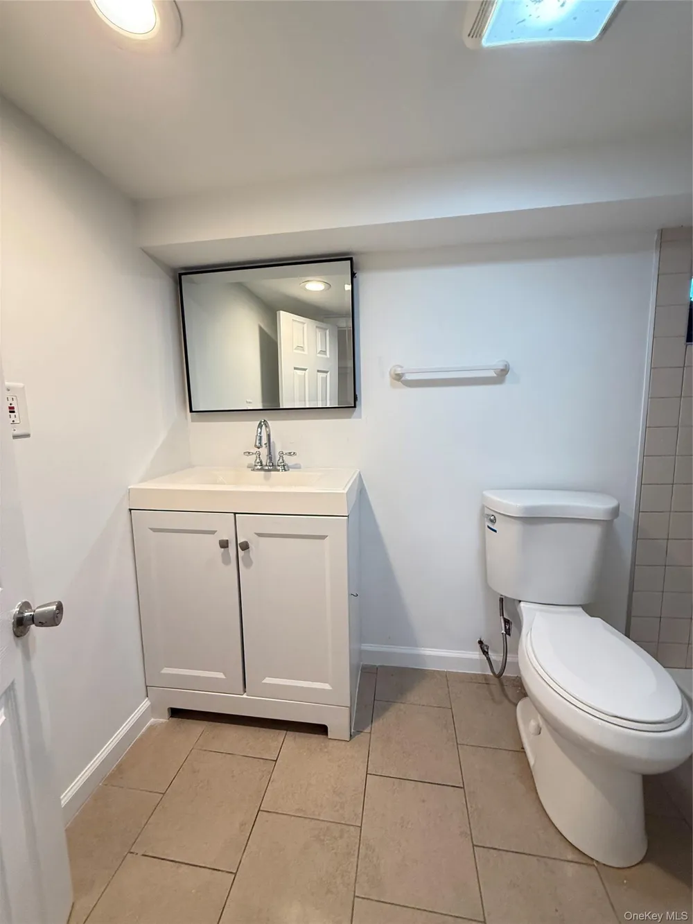 15 Mirin Avenue Roosevelt, NY 11575