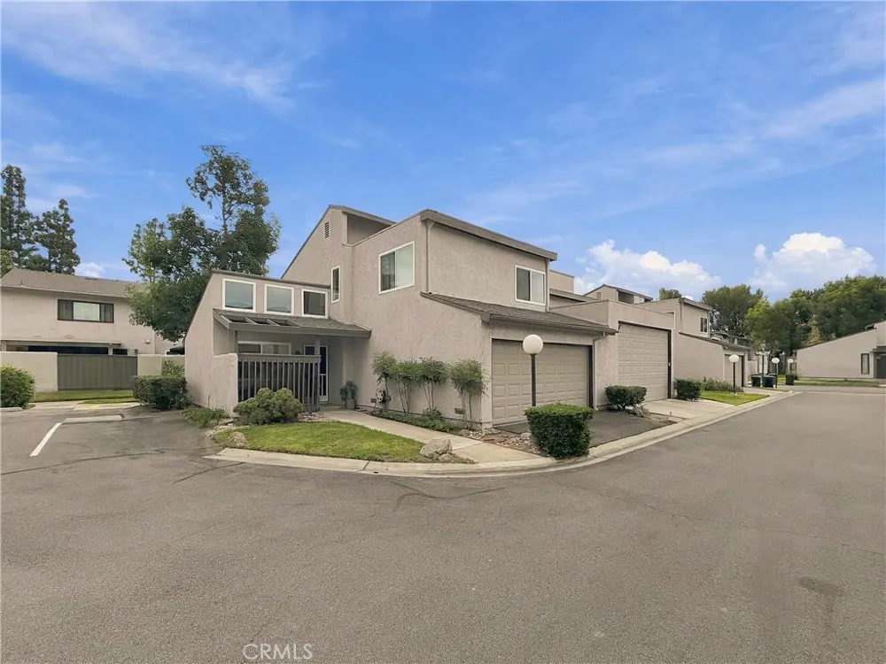 382 Via Milano Anaheim, CA 92806