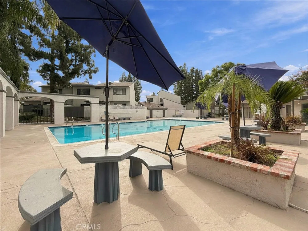 382 Via Milano Anaheim, CA 92806