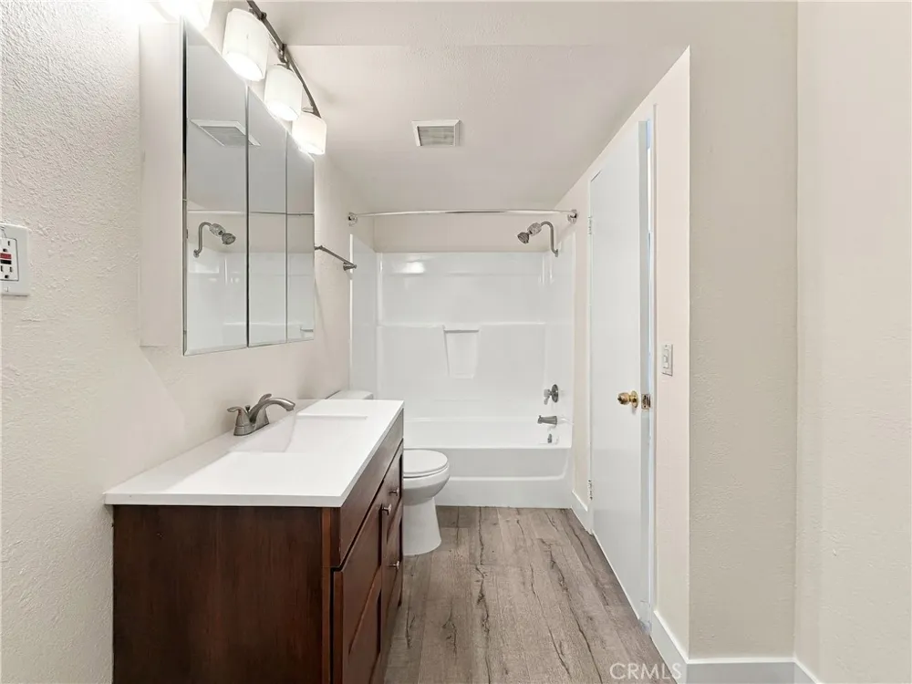 382 Via Milano Anaheim, CA 92806