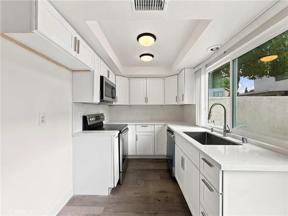 382 Via Milano Anaheim, CA 92806