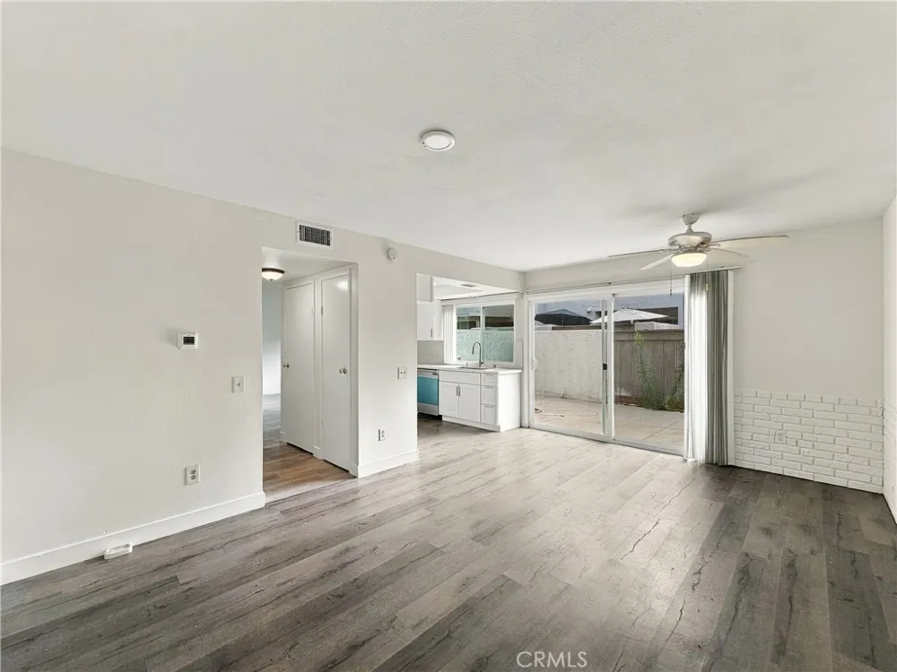 382 Via Milano Anaheim, CA 92806