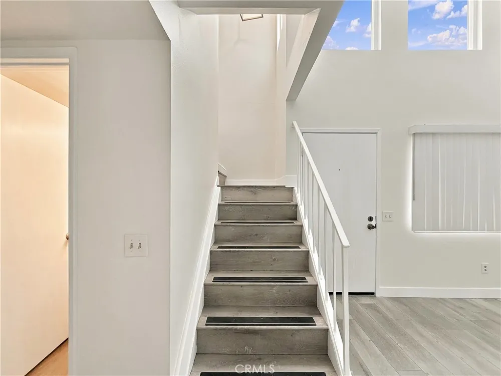 382 Via Milano Anaheim, CA 92806