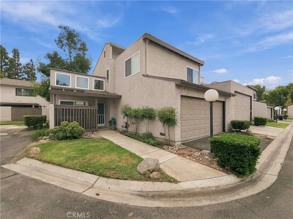 382 Via Milano Anaheim, CA 92806
