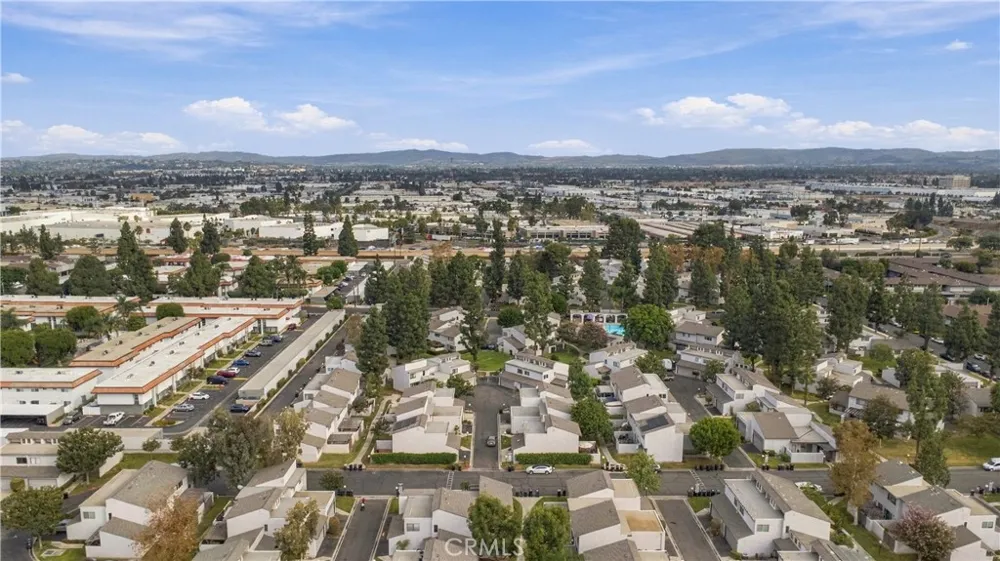 382 Via Milano Anaheim, CA 92806