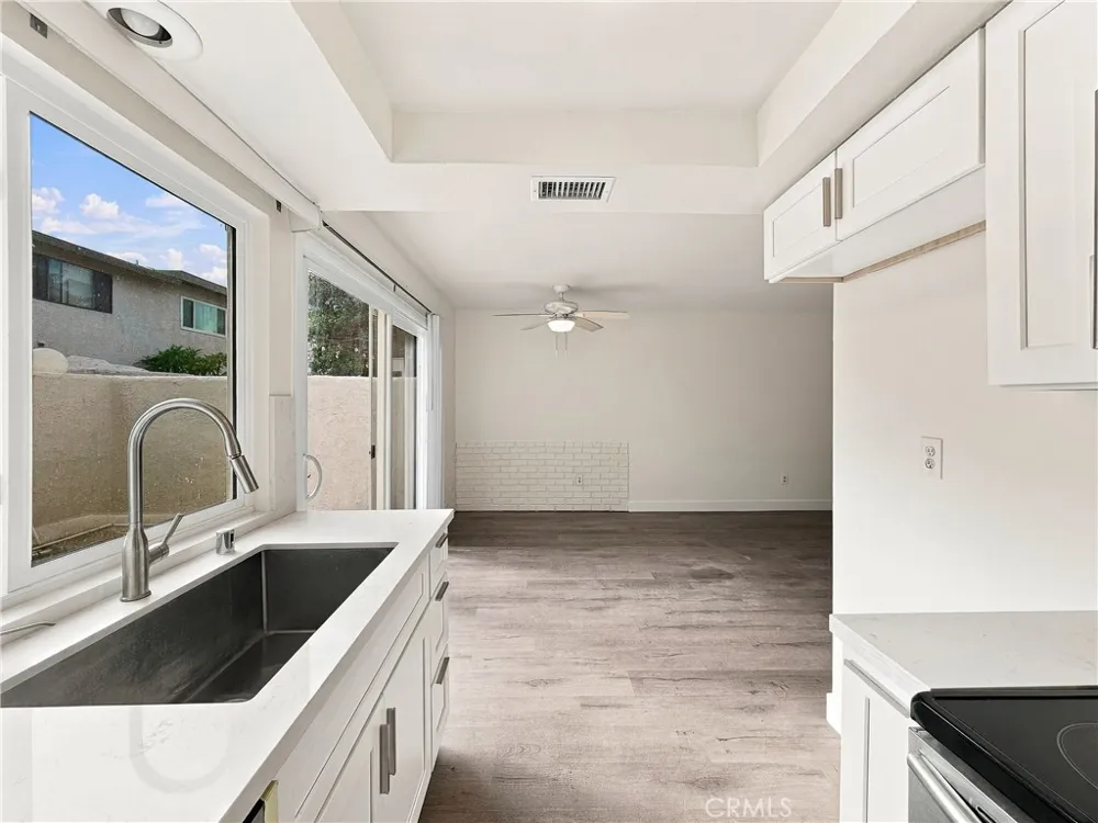 382 Via Milano Anaheim, CA 92806