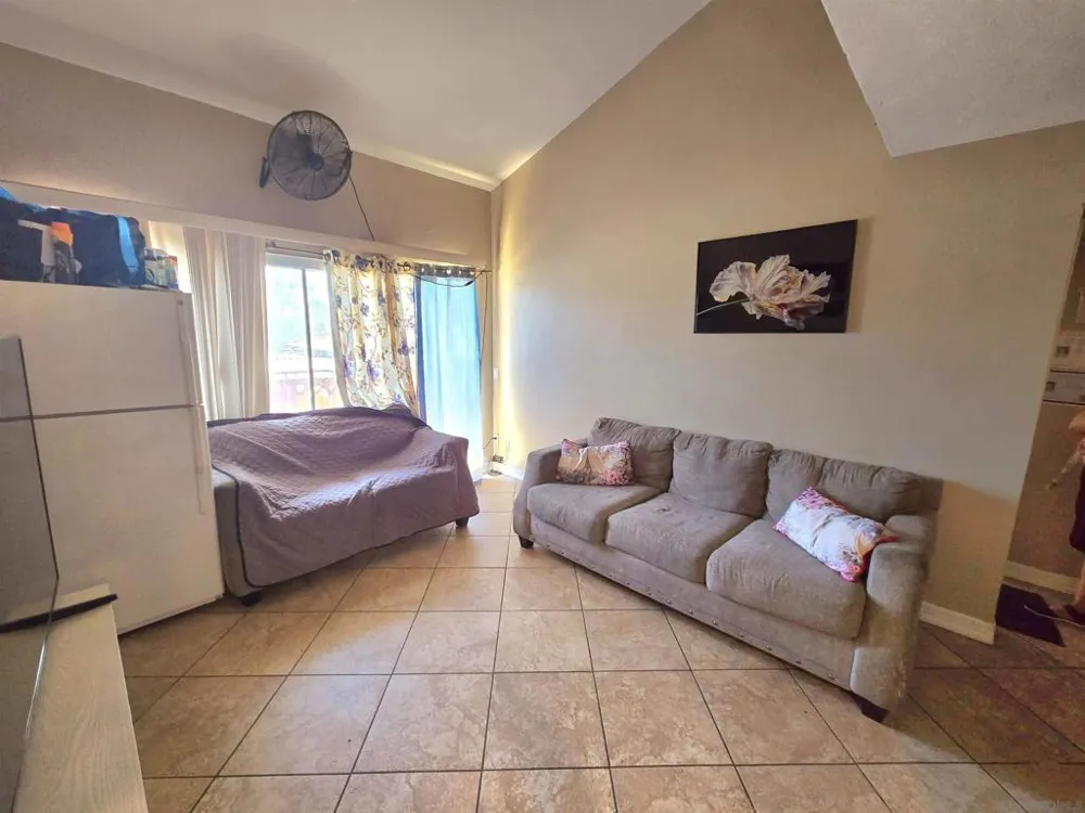 475 Midway Dr #236 Escondido, CA 92027