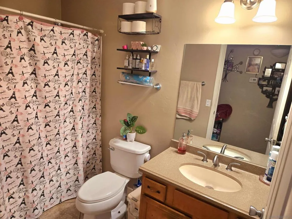 475 Midway Dr #236 Escondido, CA 92027