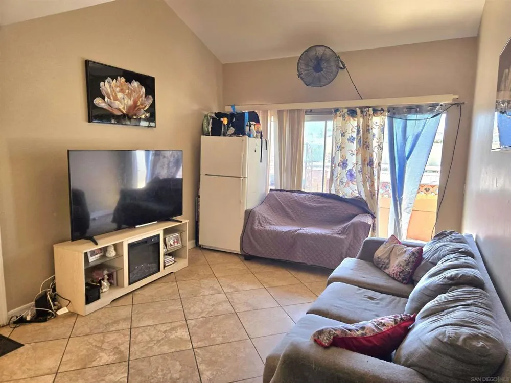 475 Midway Dr #236 Escondido, CA 92027