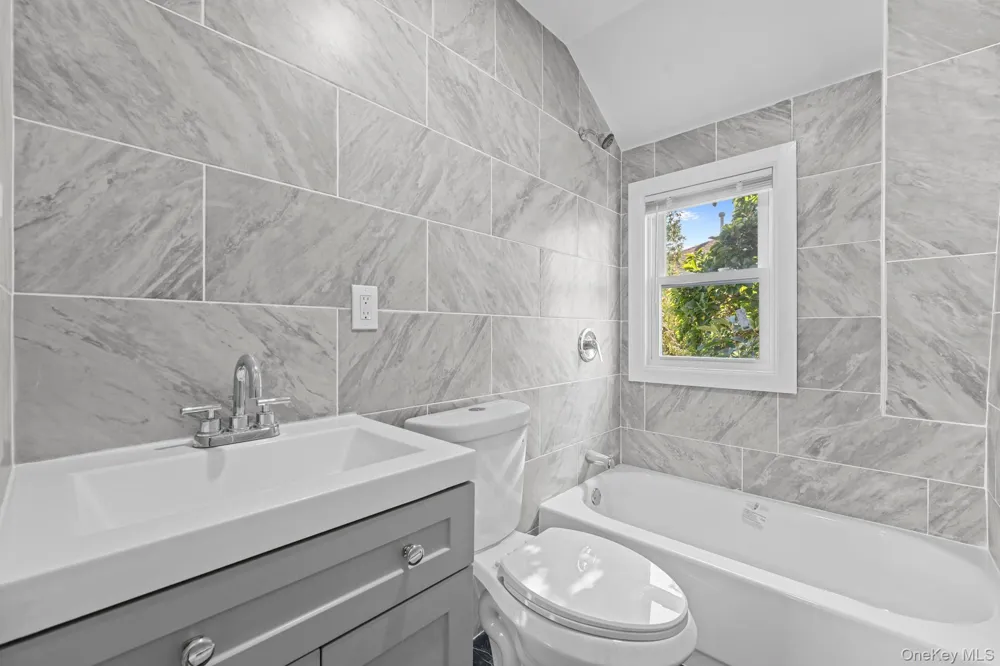 22018 91st Road Queens Village, NY 11428