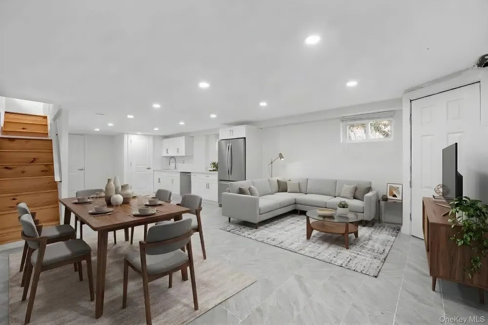 22018 91st Road Queens Village, NY 11428