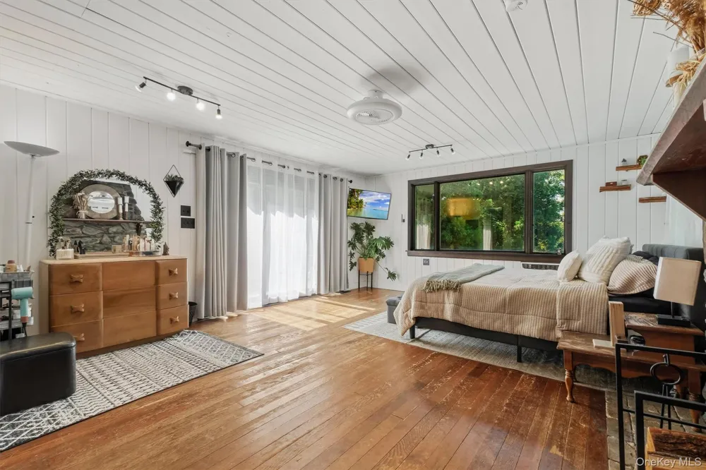 136 Bundy Hill Road Holmes, NY 12531