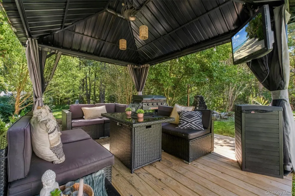 136 Bundy Hill Road Holmes, NY 12531