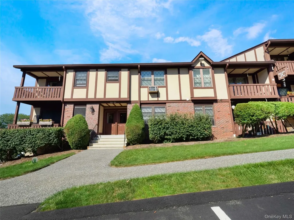 461 Sierra Vista Lane Valley Cottage, NY 10989