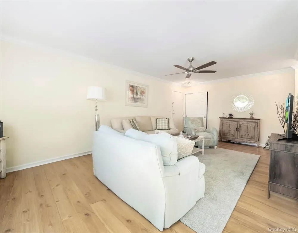 461 Sierra Vista Lane Valley Cottage, NY 10989