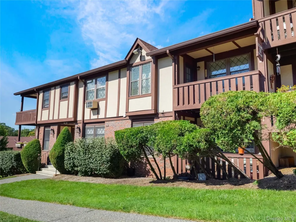 461 Sierra Vista Lane Valley Cottage, NY 10989