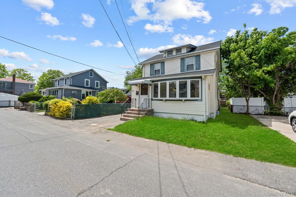 1 Lewis Place Lynbrook, NY 11563
